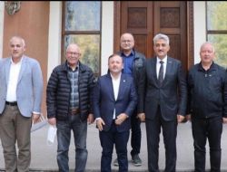 RETC BU OYUNA GELMEMELDR